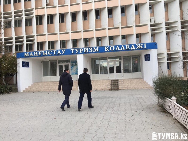 Гинекологиялық креслодағы порно видео